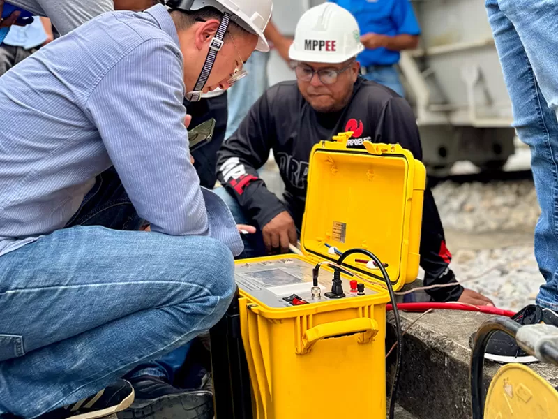 Caso de teste do transformador Tan Delta 765kV