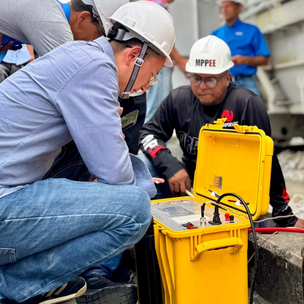 Caso de teste do transformador Tan Delta 765kV